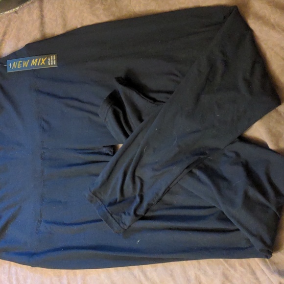 Extra Plus NWT Dark Navy Blue Leggings Lightweight Flexible Durable Soft 22-30 - Picture 6 of 6